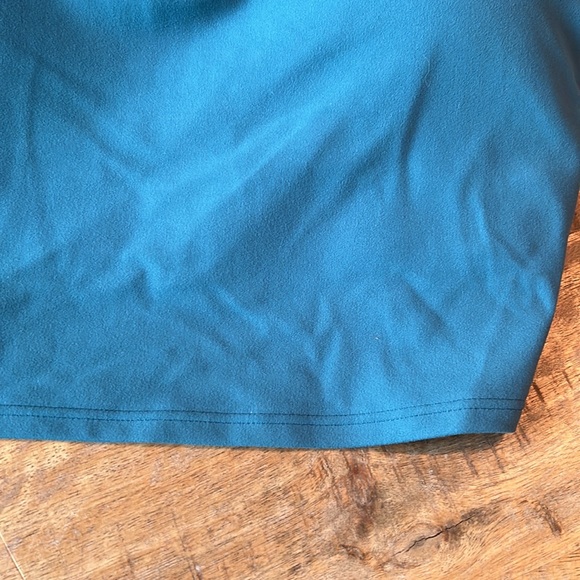 NWOT Athleta CONSCIOUS CROP BRA D-DD - Picture 3 of 8